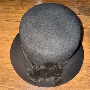 Vintage Amanda Smith Black Wool Cloche Winter Hat